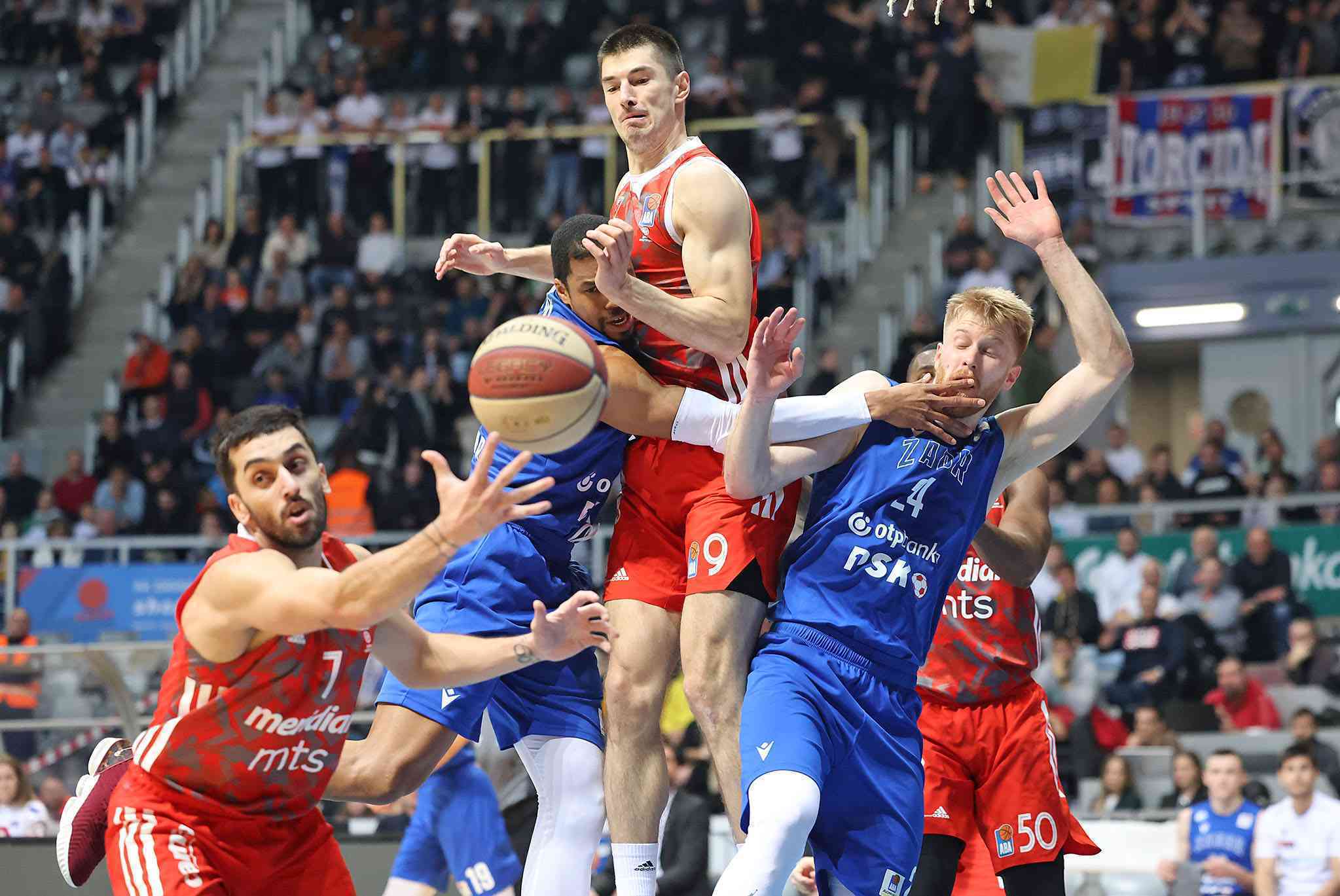 ZVEZDA PREKO BORCA U POLUFINALU KUPA RADIVOJA KORAĆA: Zakazan derbi sa Partizanom